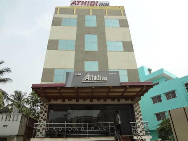 Hotel Athidi Grand Visakhapatnam Exteriör bild